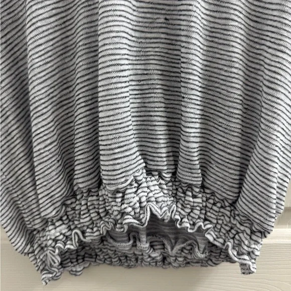 Project Social T Black and White Striped Short Sleeve crop Top - Picture 2 of 8